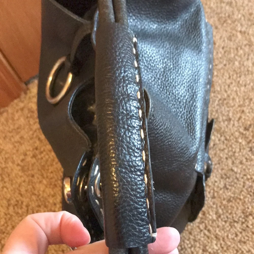 BCBGMAXAZRIA Black Leather Signature Hobo Bag purse silver ring ivory stitched